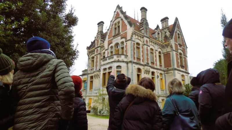 Guided tour of the Winter City Quarter - Why This Tour Works Well