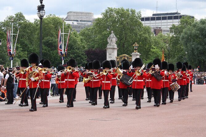 Guided Tour of Westminster City including Changing of the Guard - What to Expect from the Westminster Guided Tour