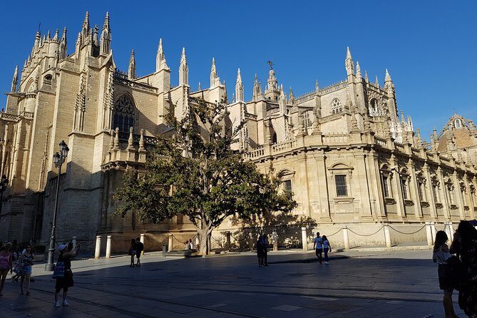 Guided Tour Sevilla Cathedral - Exploring the Seville Cathedral Guided Tour: A Deep Dive