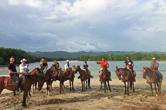 Guided Tour with Horseback Riding and Bioluminescence in Puerto Escondido - Key Points