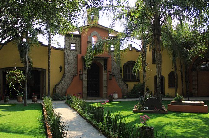 Guided Tour with Tasting in Tequilera Hacienda de Oro - Practical Details & Tips