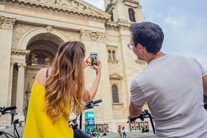 Guided Tours in Budapest on Luna e-Scooter - A Deep Dive into the E-Scooter Experience in Budapest