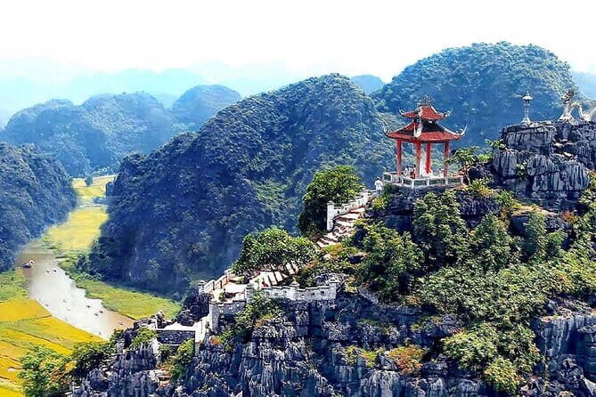 Guided trekking in the natural beauty of Cuc Phuong National Park - FAQ