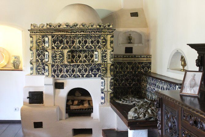 Guided visit in Spanish to the Castle of Dracula in Bran (native Spanish guide). - Who Should Consider This Tour?