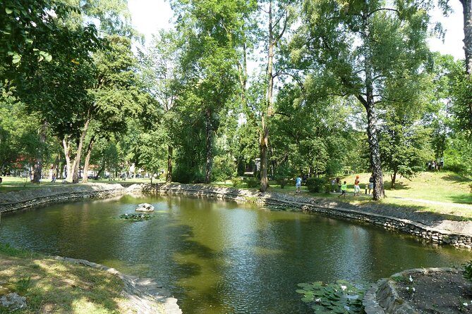 Guided visit in Spanish to the Castle of Dracula in Bran (native Spanish guide). - FAQ