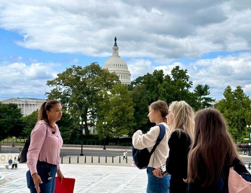 Guided visit inside the Capitol and the Library of Congress - Key Points