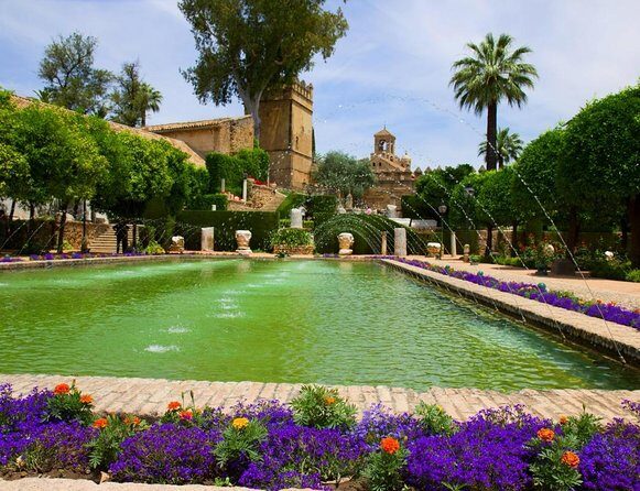 Guided visit to Alcazar de los Reyes Cristianos with admission - Introduction