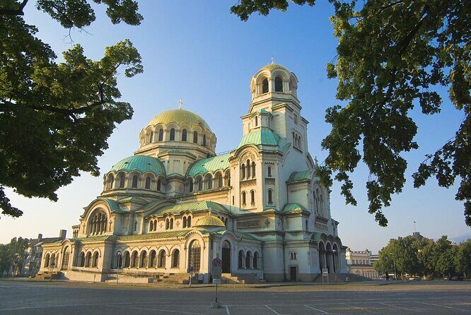 Guided Visit to Alexander Nevsky Cathedral - Introduction