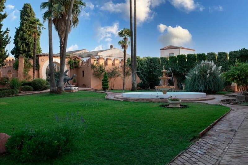 Guided Visit to the Castle of Láchar, Granada - Final Thoughts: Who Should Book This Tour?