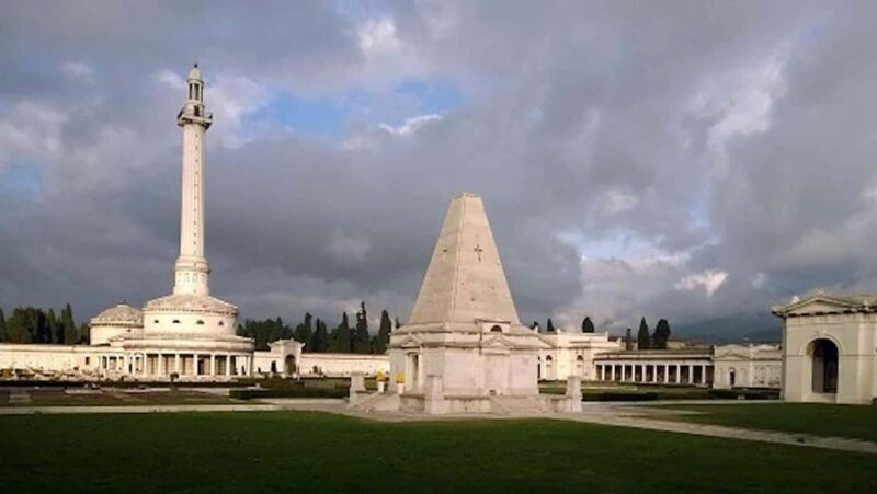 Guided visit to the Vantiniano Monumental Cemetery - Key Points