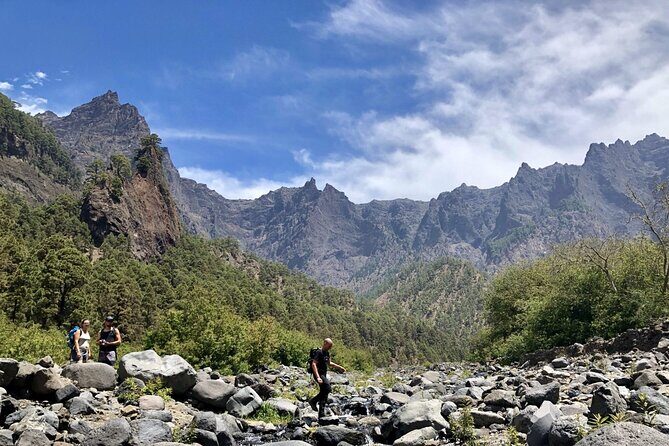 Guided Walking Route to Caldera de Taburiente - A Detailed Look at the Caldera de Taburiente Guided Tour