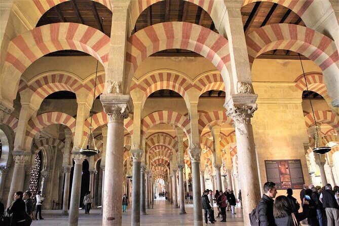 Guided walking tour in Cordoba - Authentic Experiences and Hidden Gems