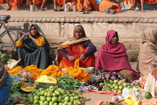 Guided Walking Tour of Landmarks of Varanasi - Key Points