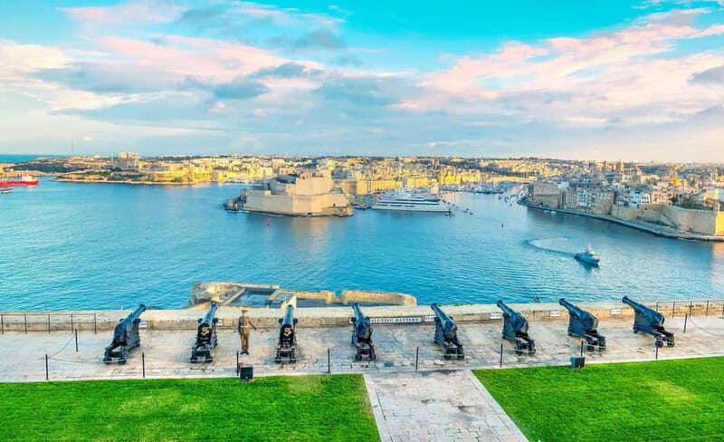 Guided Walking Tour of Valletta with Licenced Guide - Key Points