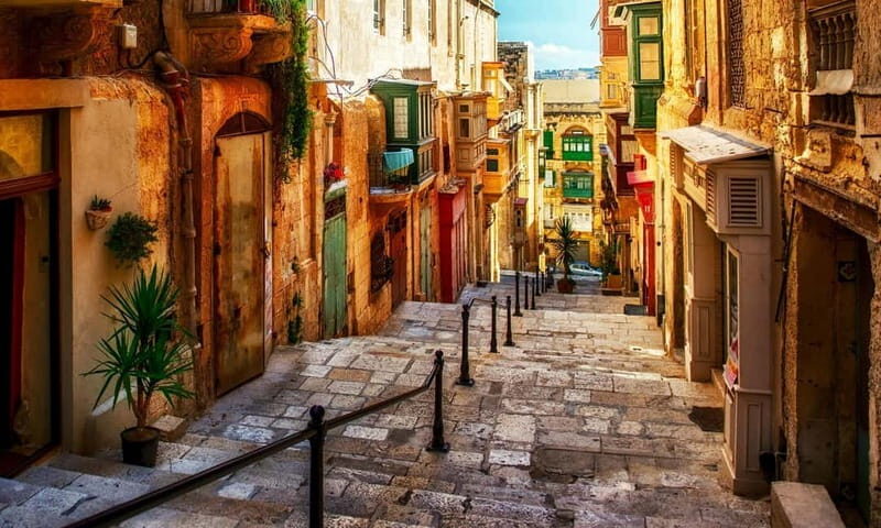 Guided Walking Tour of Valletta with Licenced Guide - In-Depth Look at What the Tour Offers