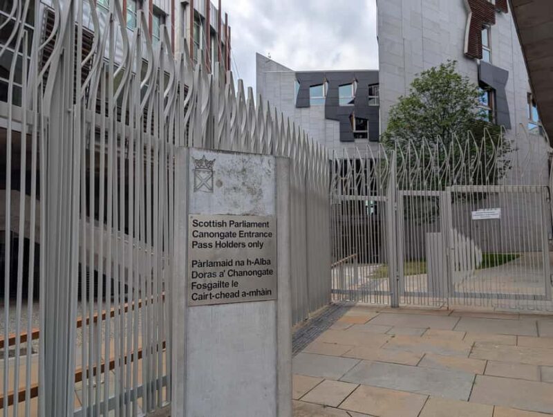 Guided Walking Tour - The Working Class Story of Cannongate - Haunted History and the Foundations of Literature