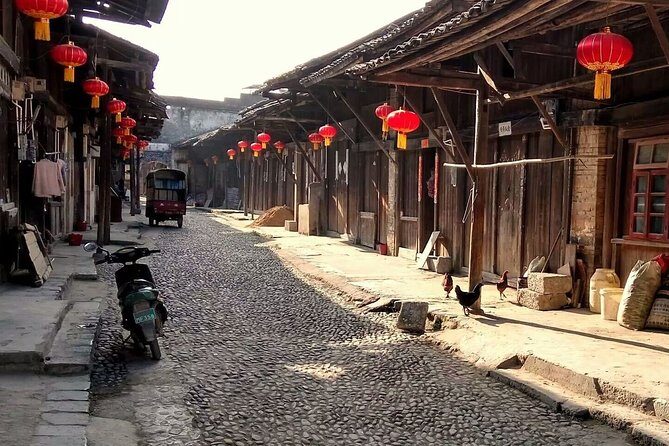 Guilin Private Day Tour to Reed Flute Cave,Elephant Trunk Hill and Daxu Old Town - Key Points