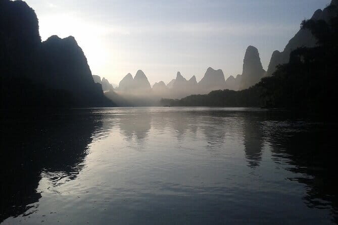 Guilin South Railway Station to Yangshuo Hotel - Who Should Consider This Transfer?