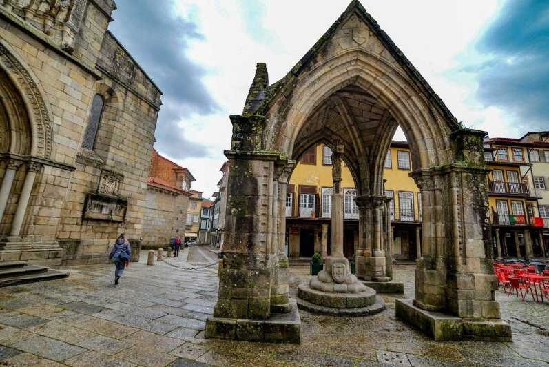 Guimaraes Local Tours ; Visit the Castle , Palace and City - Exploring Guimarães with a Local Touch: A Detailed Review of the Castle, Palace, and City Tour