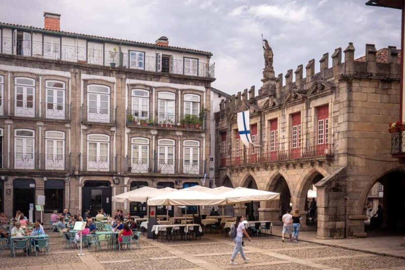 Guimarães: Private Flexible Walking Tour in Historic Center - The Sum Up