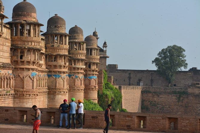 Gwalior Orchha Historic town Day Tour private - Final Thoughts