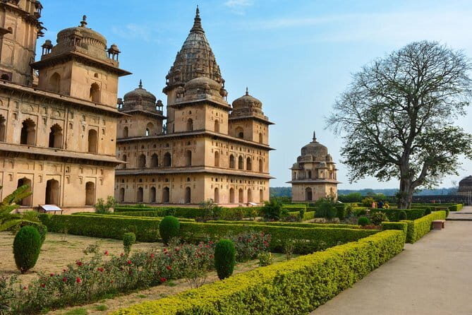 Gwalior Orchha Historic town Day Tour private - FAQs
