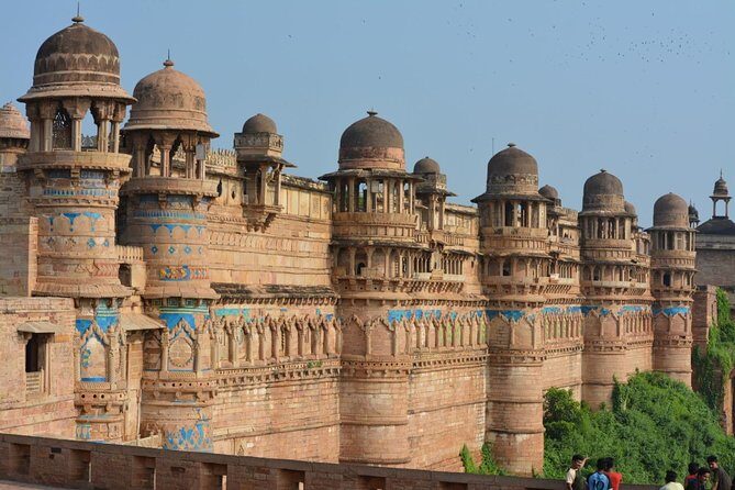 Gwalior tour with fort & beautiful palaces. - Practical Insights and Experience Details