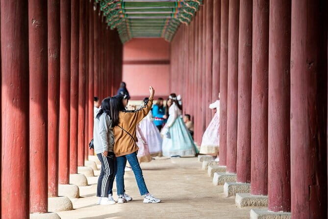 Gyeongbokgung Palace & Bukchon Village Walking Tour - FAQ