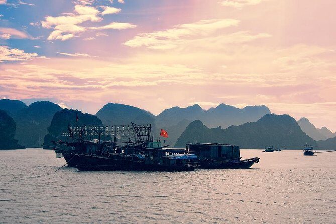 Ha Long Bay 1 Day Tour - Interacting with Local Life