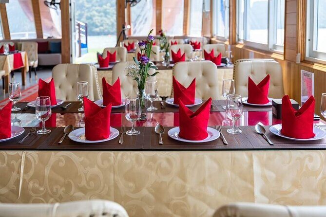 Ha Long Bay 1 Day Trip With Dragon King Cruise All Inclusive - Starting the Day: Easy Pickup & Smooth Transfers