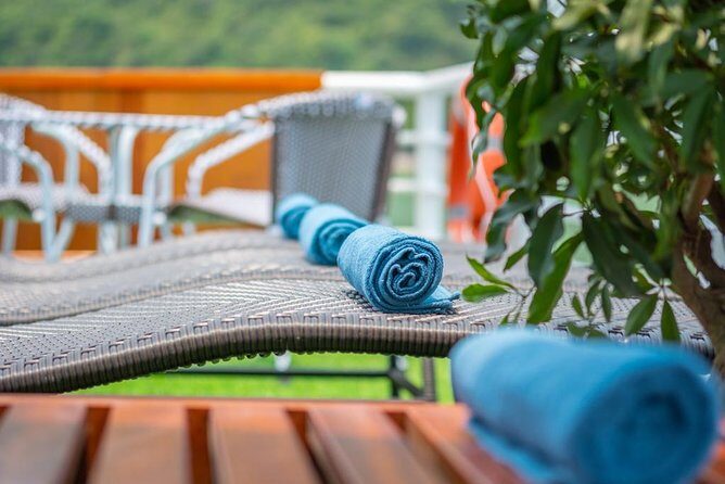 Ha Long Bay Cruise Day Tour with lunch, kayaking, surprise cave & titop island - FAQ