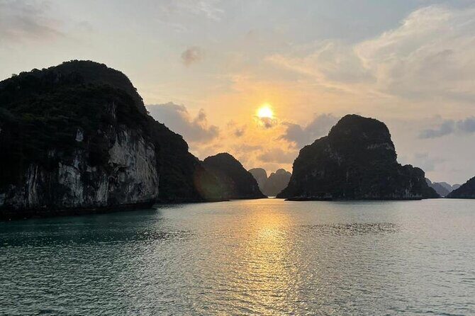 Ha Long Bay Day Cruise From Ha Noi - A Deep Dive into the Day Trip Experience