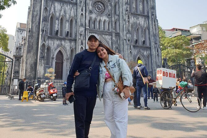 Ha Noi Exclusive City Tour Full Day (1D) - Lunch at a Lakeside Open-Air Restaurant