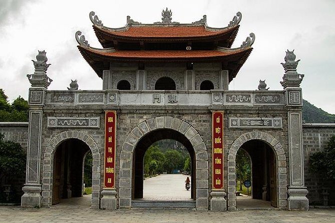 Ha Noi: Full-day Tam Coc River Adventure - A Closer Look at the Experience
