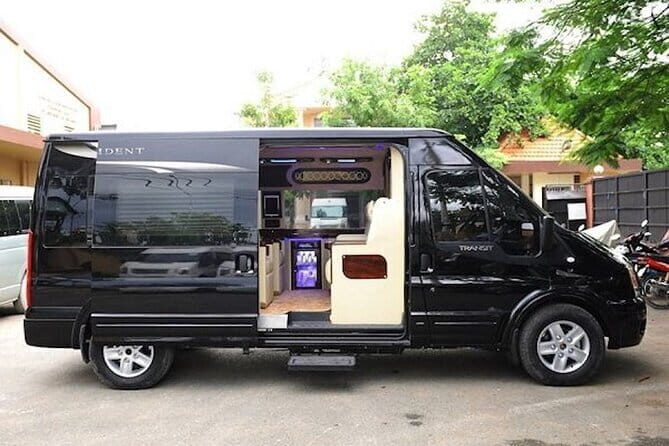 Ha Noi - Ha Long: Daily Limousine Bus - The Route and Potential Stops