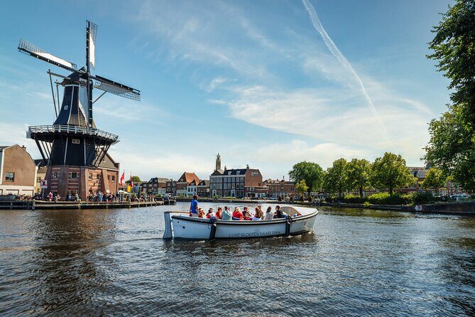Haarlem Open Canal Tour with a real live guide - Introduction