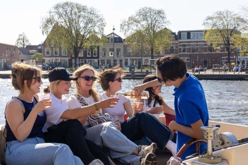 Haarlem: Unlimited Drinks City Cruise - FAQ
