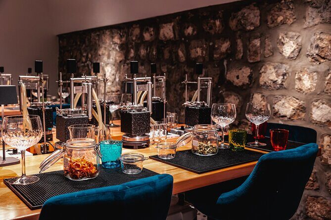 Habitat Gin Lab Experience - The Experience in Detail