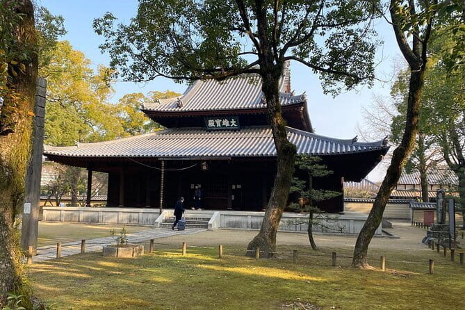 Hakata Serenity Tour: Temples, Gardens & River Cruise - An In-Depth Look at the Hakata Serenity Tour