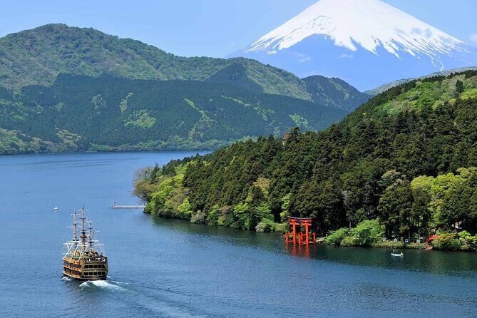 Hakone Full Day Tour with Guide and Vehicle - Key Points