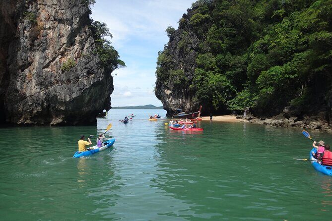 Half day 3 island, Kayaking (Talabeng Sea Cave) - The Bottom Line