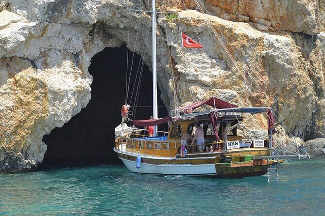 Half-Day Boat Tour to Antalya Waterfalls - The Itinerary Breakdown