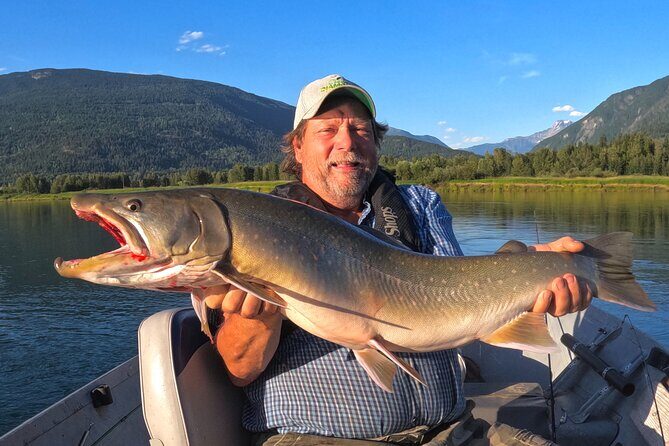 Half Day Boat Trip - An Honest Look at the Revelstoke Half Day Boat Trip