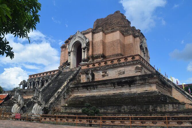 Half Day Chiang Mai City and Cultural by TukTuk, Samlor & Red car (Private Tour) - Exploring Chiang Mai in Half a Day — The Lowdown