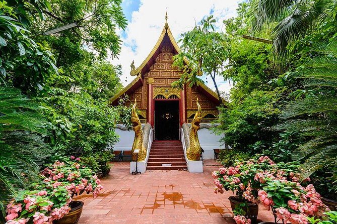Half Day Chiang Rai City Tour including White Temple & Wat Phra Kaew - In-Depth Look at the Tour Experience