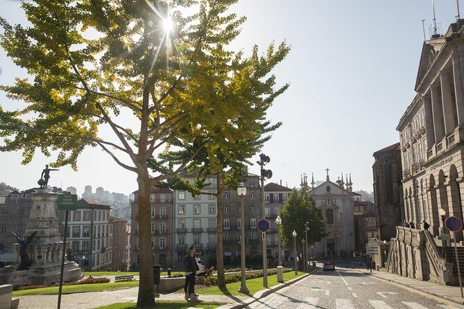 Half Day City Tour with Six Bridges Cruise and Wine Tasting - FAQ