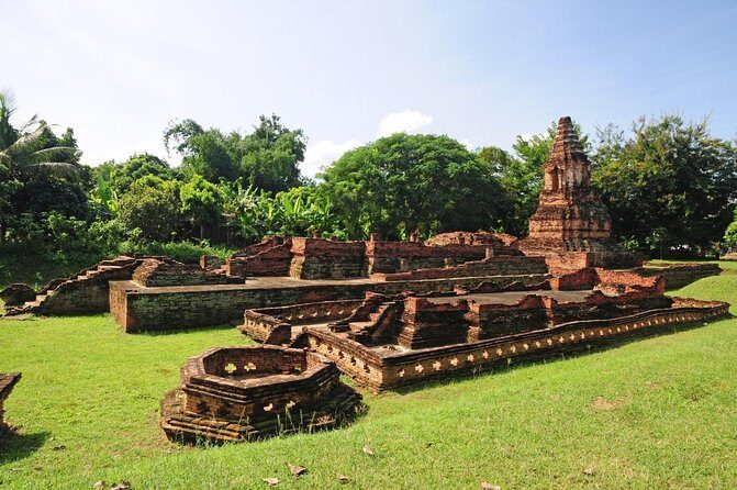 Half-Day Colors of Chiang Mai Biking Tour - Exploring Chiang Mai on Two Wheels: The Half-Day Colors of Chiang Mai Biking Tour