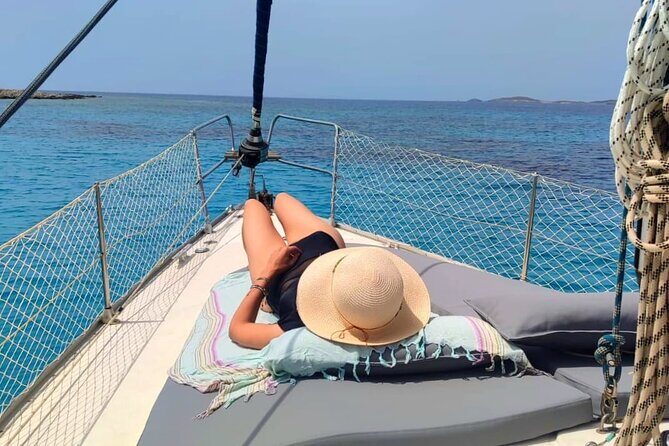 Half day cruise between the Turquoise Shades with Paros Sail - Who Will Love This Tour?