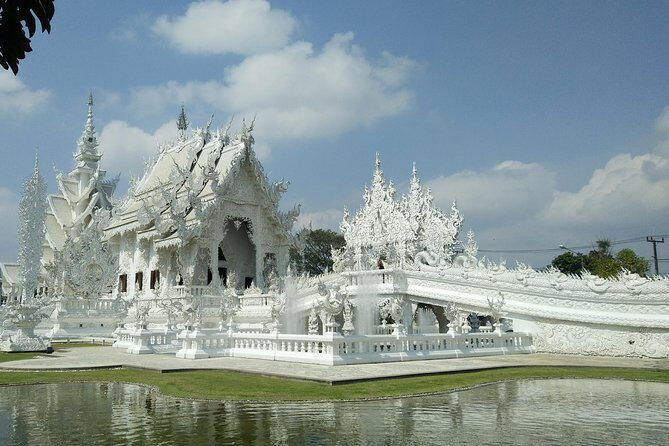 Half Day Cycling Tour to the White temple - The Value and Practical Aspects