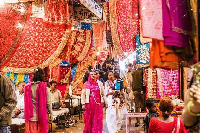 Half Day Delhi Shopping Tour With Shopping Consultant - What Makes This Tour Stand Out?